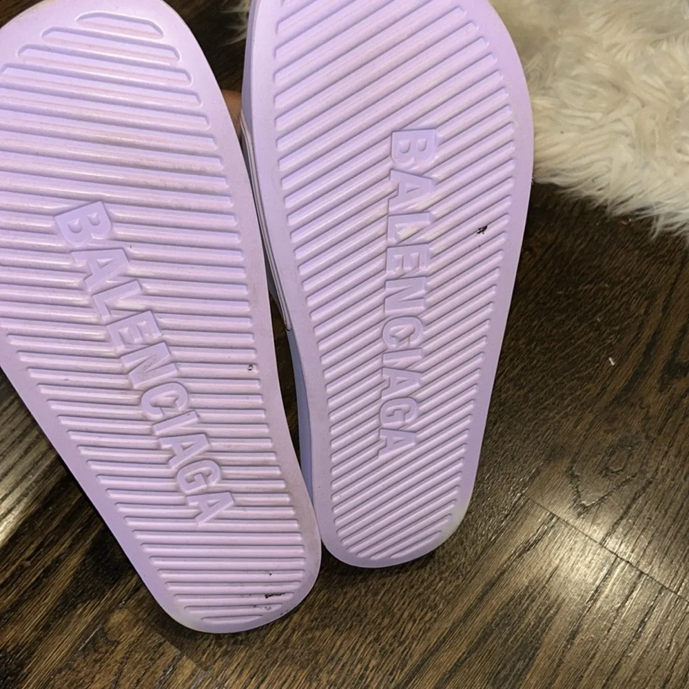 Balenciaga Women's Purple Slides pre loved refer to pictures no returns - Picture 4 of 4